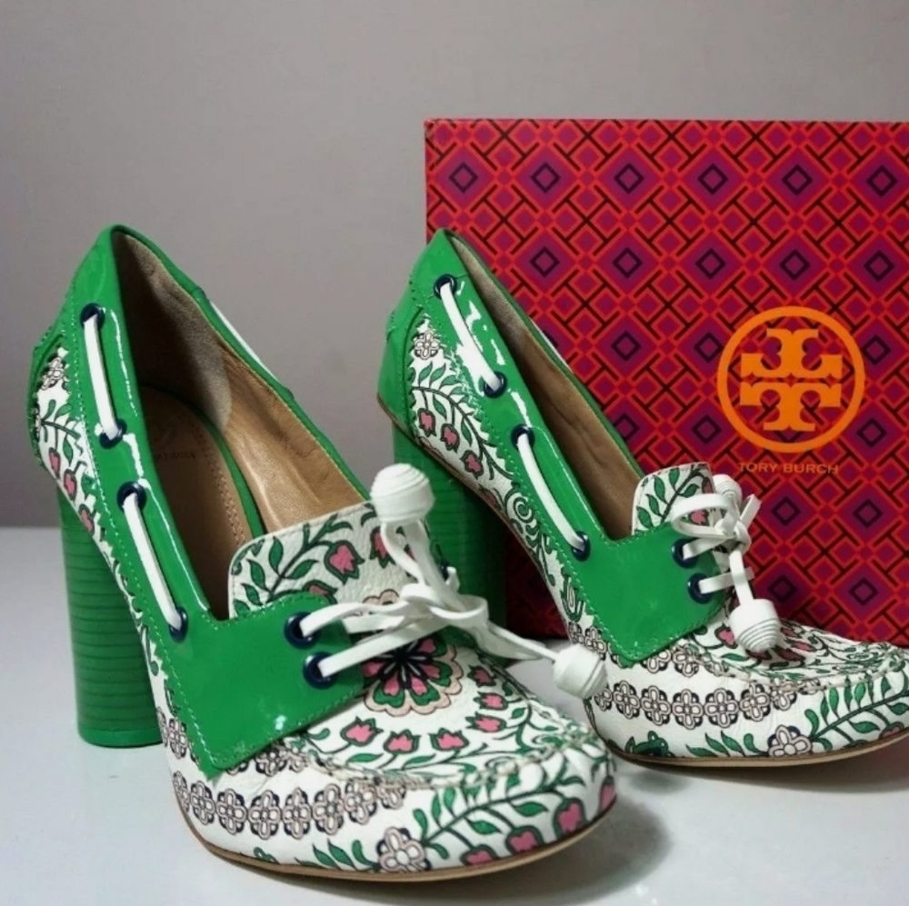 XSOLDX🌻HOST PICK🎉🌻      Tory Burch Garden Party Pumps